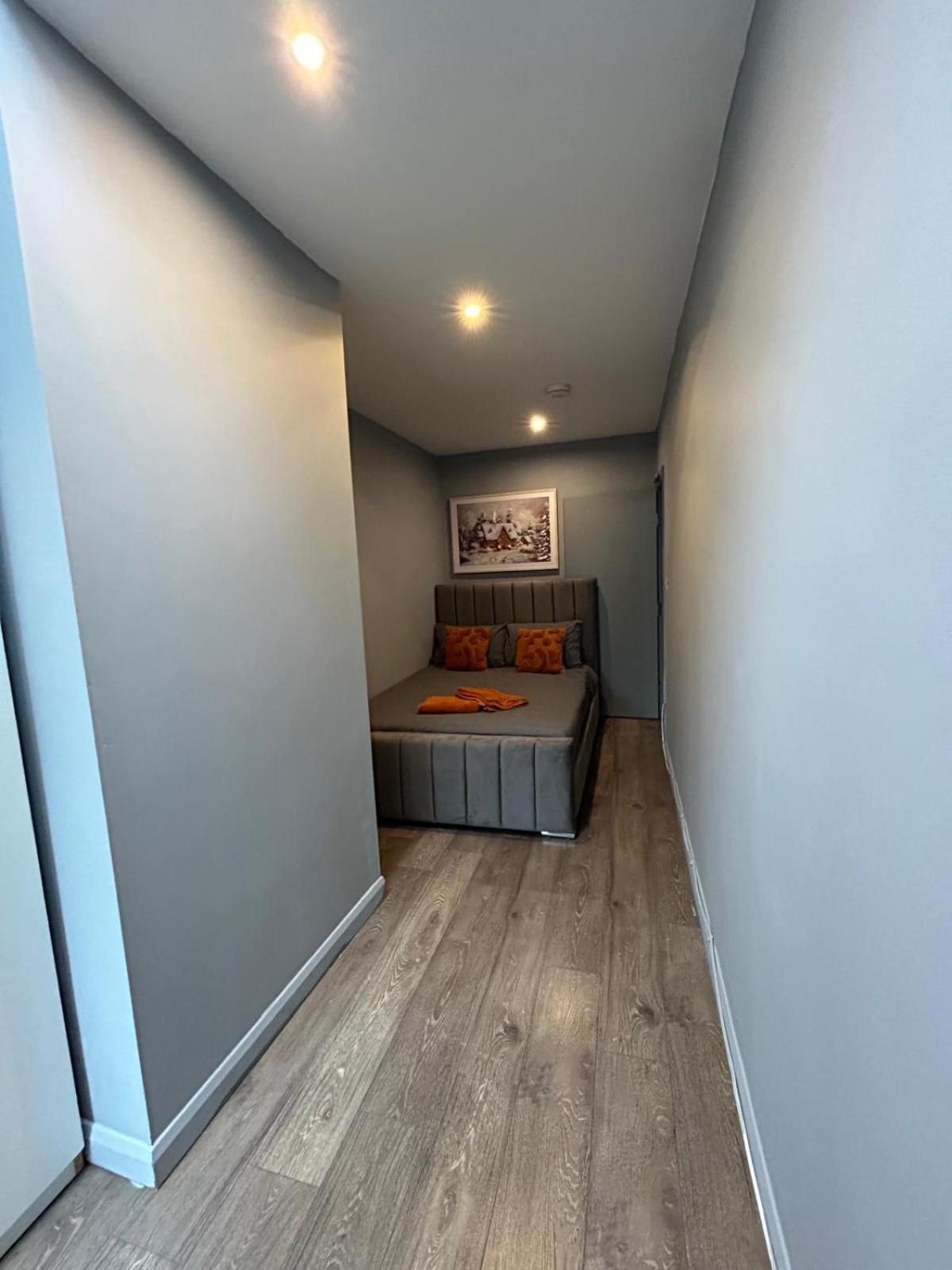2 Bedroom Flat In Euston 2 Mins Away From Station, No Lift London Exterior foto